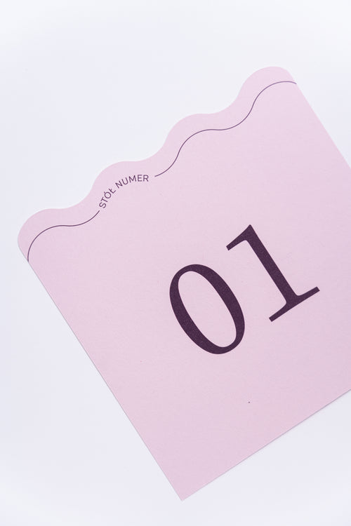 Numer stołu Strawberry Eclair